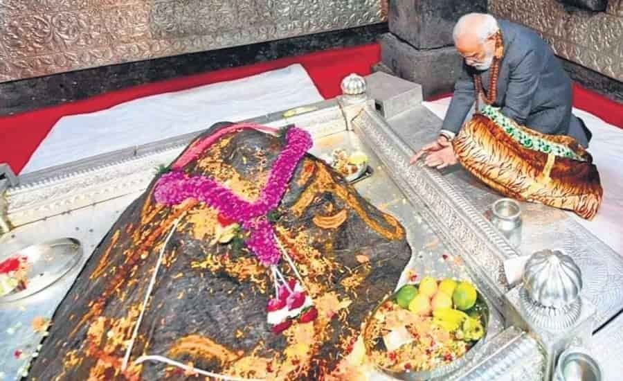 kedarnath inside pic